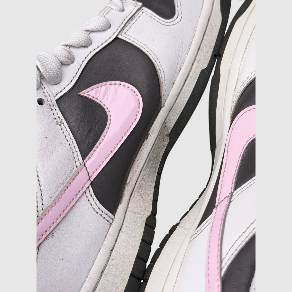 Nike Dunk Low, buty sportowe damskie w bardzo dobrym stanie rozmiar 39, detal