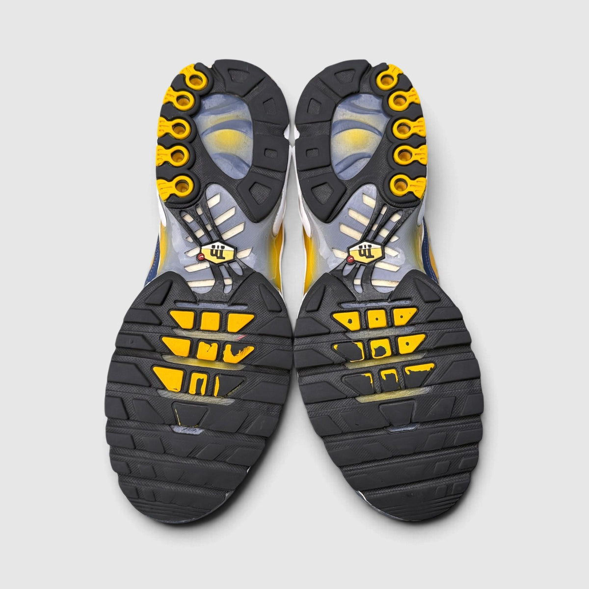 Nike Air Max Plus, buty sportowe męskie w bardzo dobrym stanie rozmiar 44, podeszwa