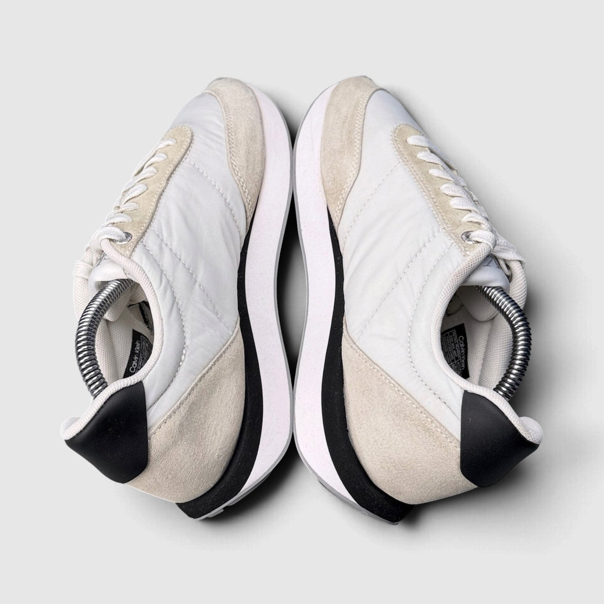 Calvin Klein Retro Runner, buty sportowe damskie w bardzo dobrym stanie rozmiar 38, widok z góry