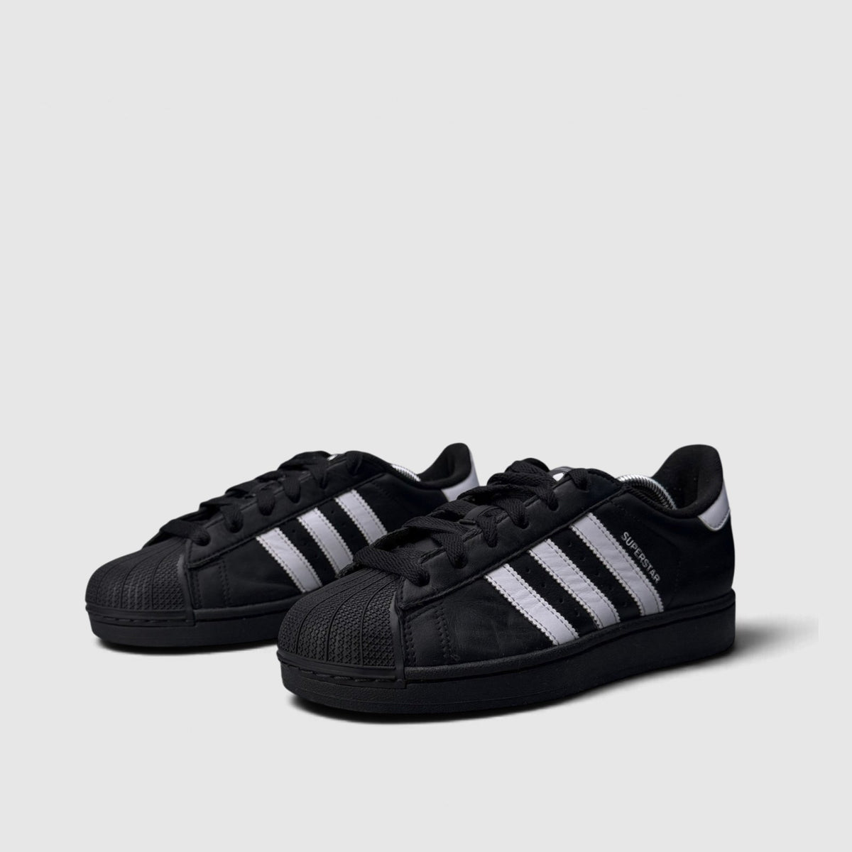 Adidas Superstar II Black White, buty sportowe damskie w bardzo dobrym stanie rozmiar 39 1/3, para butów