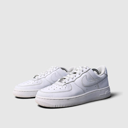 Nike Air Force 1 Low Triple White, buty sportowe damskie w bardzo dobrym stanie rozmiar 38, para butów