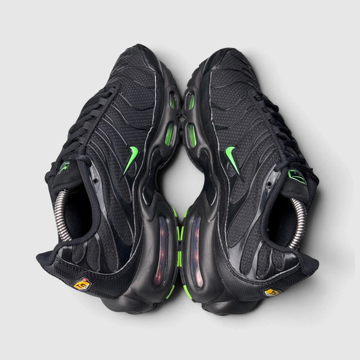 Nike Air Max Plus Green Strike, buty sportowe męskie w bardzo dobrym stanie rozmiar 41, widok z góry
