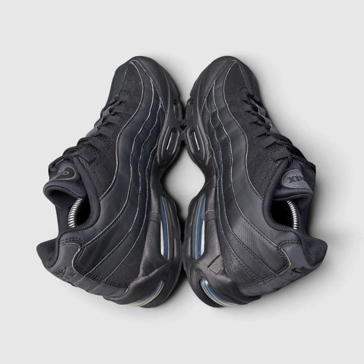 Nike Air Max 95 OG Black, buty sportowe męskie w bardzo dobrym stanie rozmiar 45, widok z góry