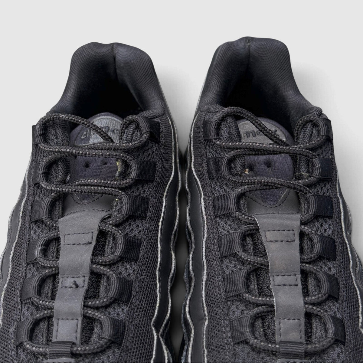Nike Air Max 95 OG Black, buty sportowe męskie w bardzo dobrym stanie rozmiar 45, widok z góry