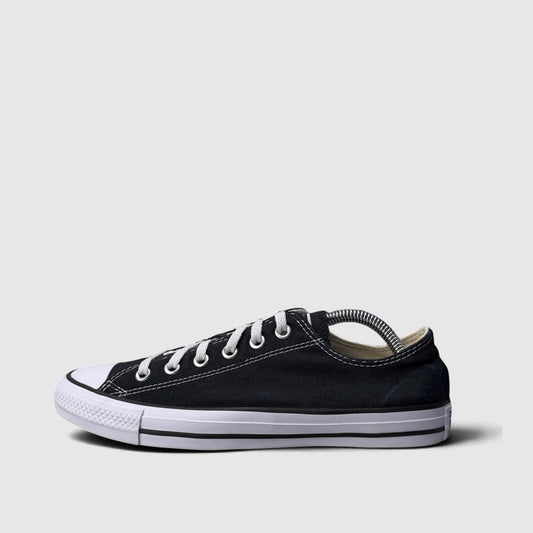 Converse Chuck Taylor All Star Black, buty sportowe męskie w bardzo dobrym stanie rozmiar 41, boczny profil, lewa strona