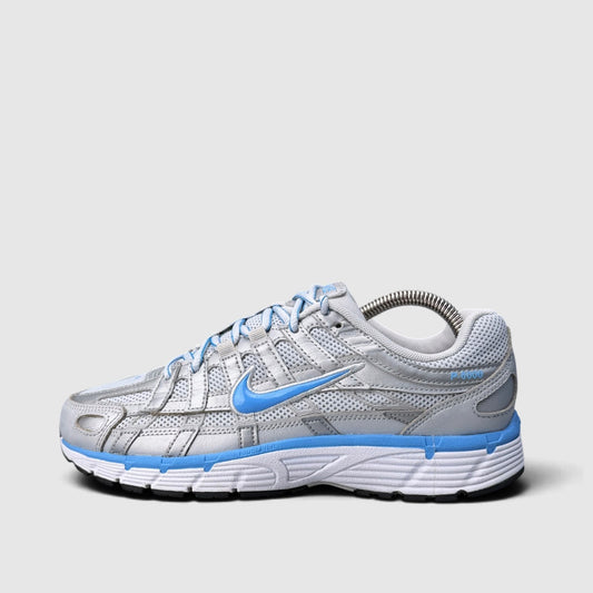 Nike P-6000, buty sportowe damskie w bardzo dobrym stanie rozmiar 40, boczny profil, prawa strona