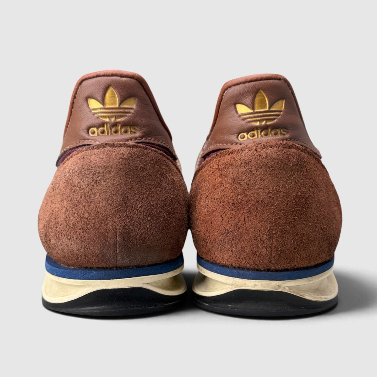 Adidas SL 72 OG, buty sportowe damskie w bardzo dobrym stanie rozmiar 39 1/3, widok z tyłu
