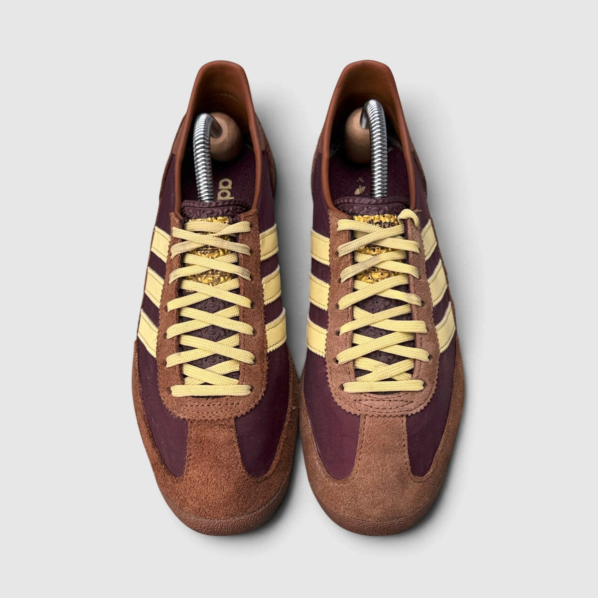 Adidas SL 72 OG, buty sportowe damskie w bardzo dobrym stanie rozmiar 39 1/3, widok z góry