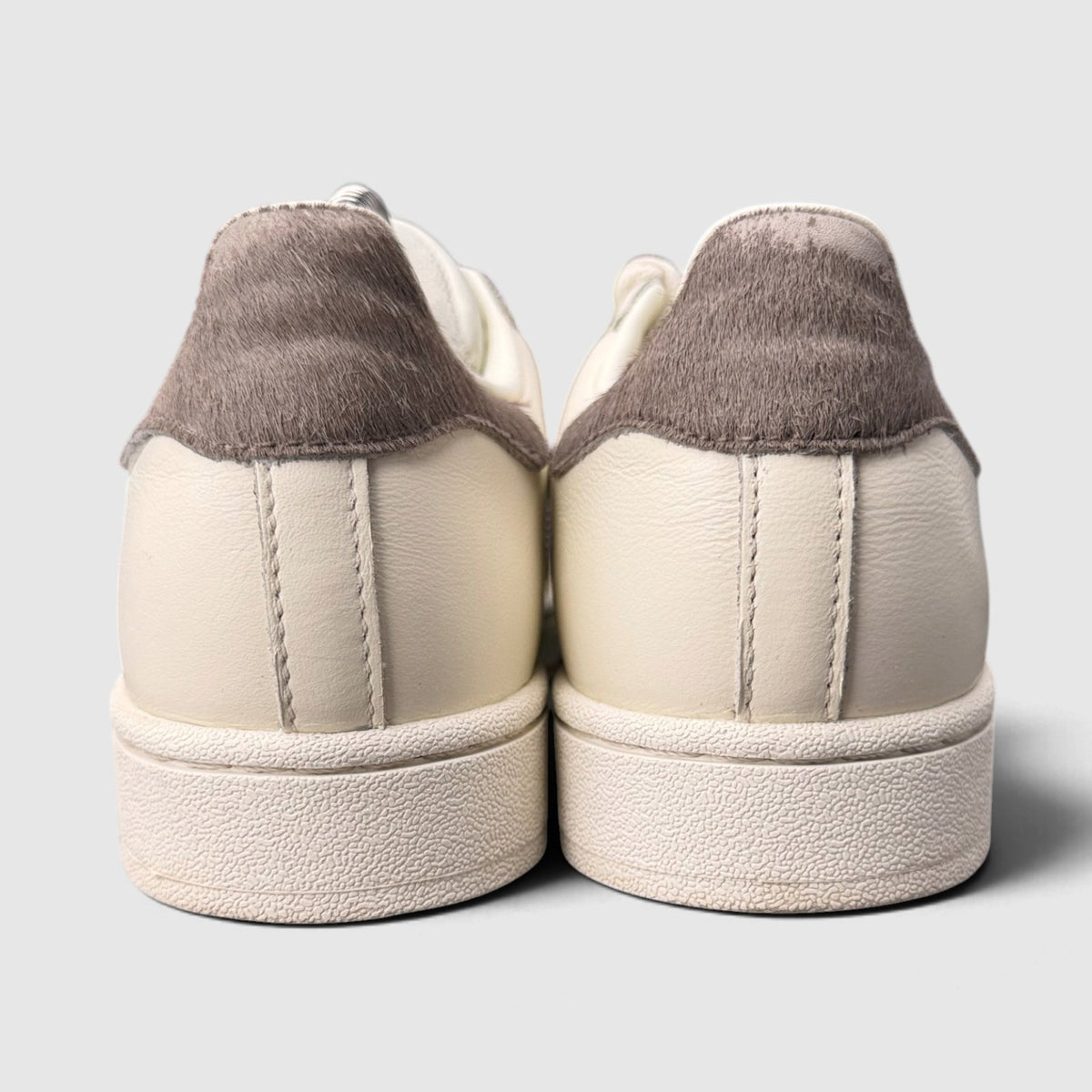 Adidas Superstar II, buty sportowe damskie w bardzo dobrym stanie rozmiar 38 2/3, widok z tyłu