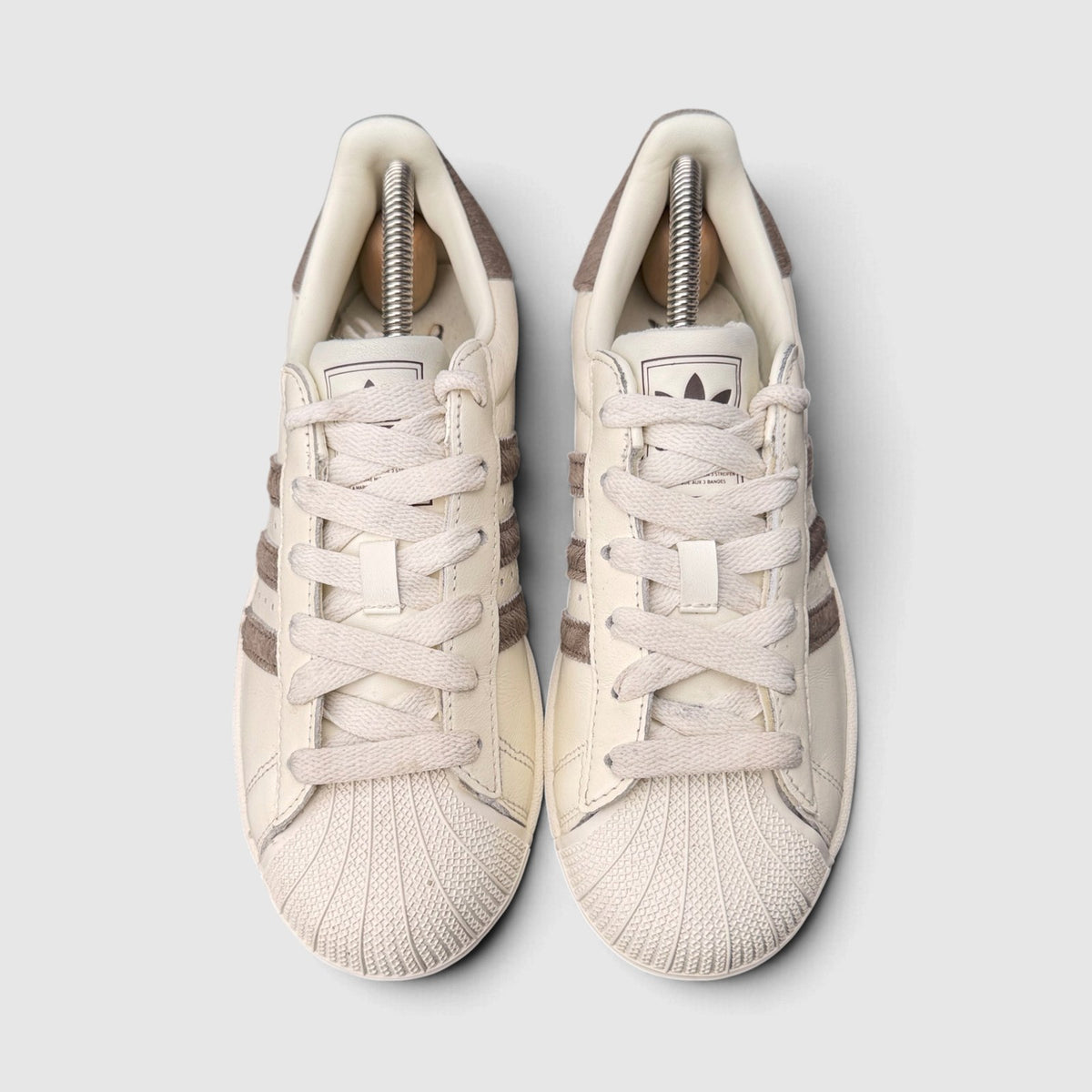 Adidas Superstar II, buty sportowe damskie w bardzo dobrym stanie rozmiar 38 2/3, widok z góry