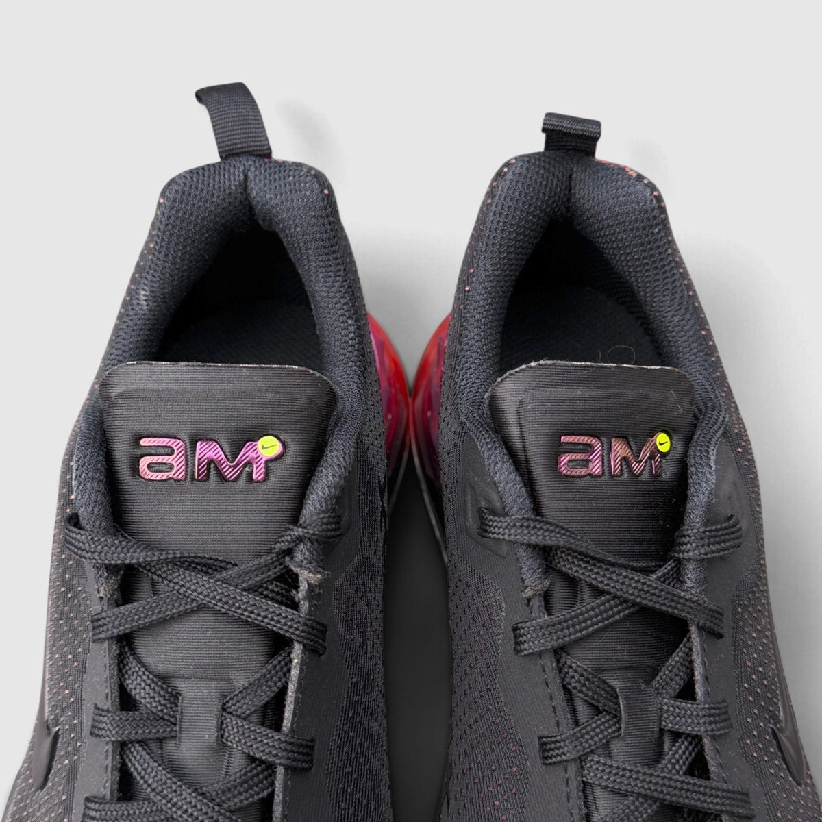 Nike Air Max Phoenix, buty sportowe damskie w bardzo dobrym stanie rozmiar 36.5, język buta