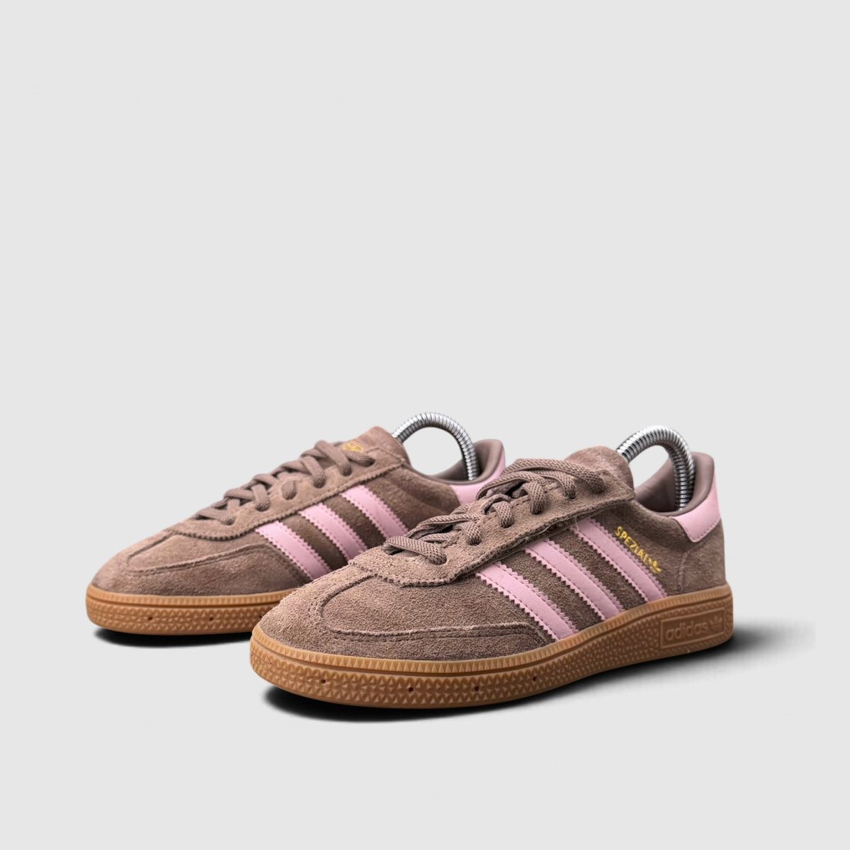 Adidas Handball Spezial, buty sportowe dziecięce w bardzo dobrym stanie rozmiar 33, para butów