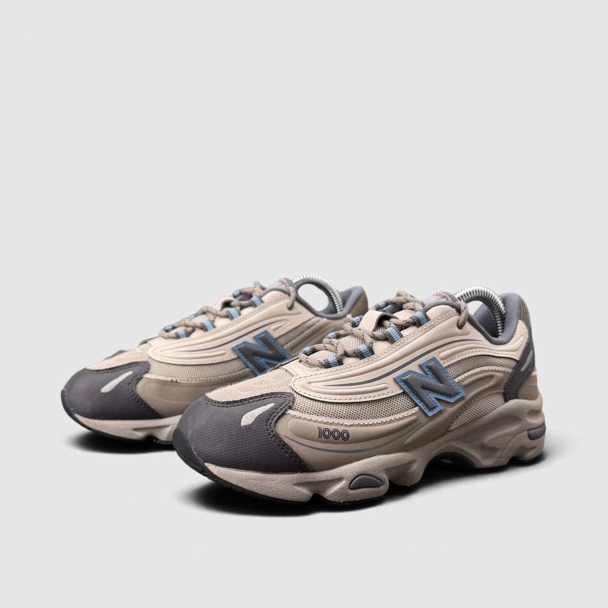 New Balance 1000, buty sportowe damskie w bardzo dobrym stanie rozmiar 37, para butów