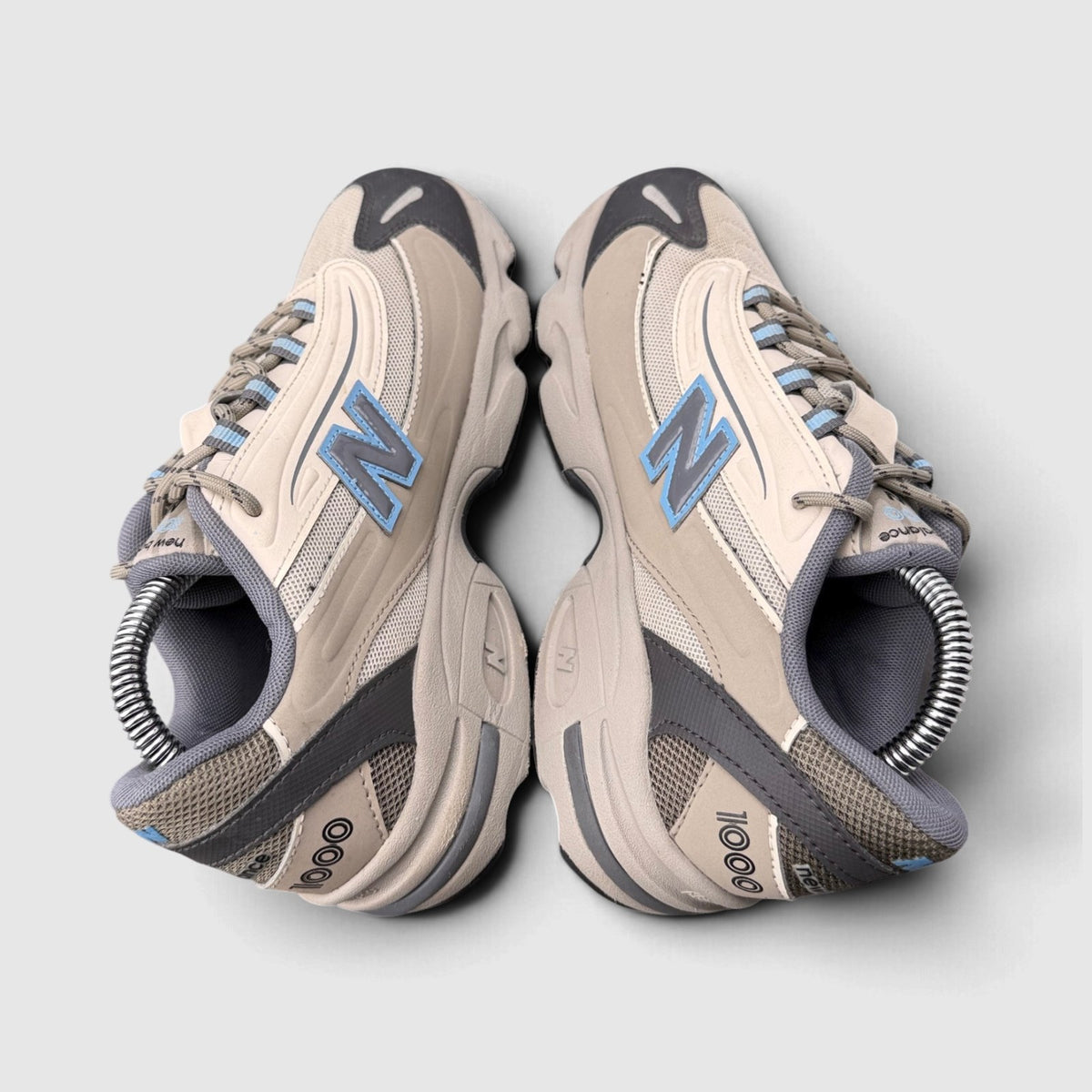 New Balance 1000, buty sportowe damskie w bardzo dobrym stanie rozmiar 37, para butów