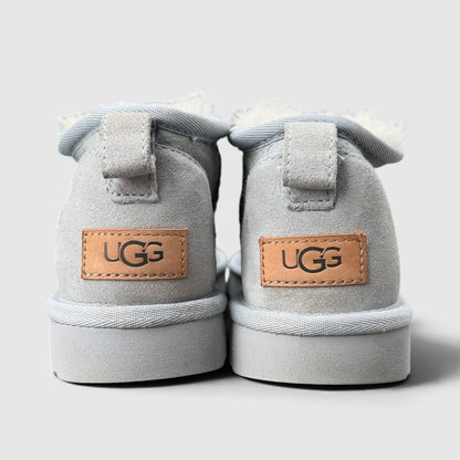 UGG CLASSIC SHORT, śniegowce damskie w bardzo dobrym stanie rozmiar 38, widok z tyłu