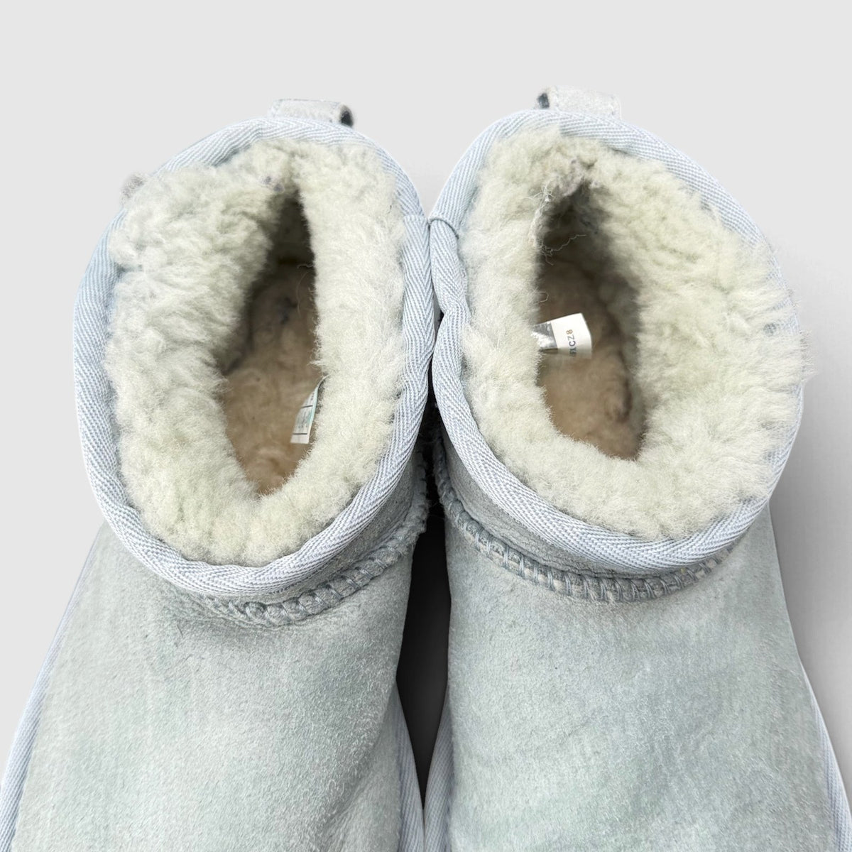 UGG CLASSIC SHORT, śniegowce damskie w bardzo dobrym stanie rozmiar 38, wkładka