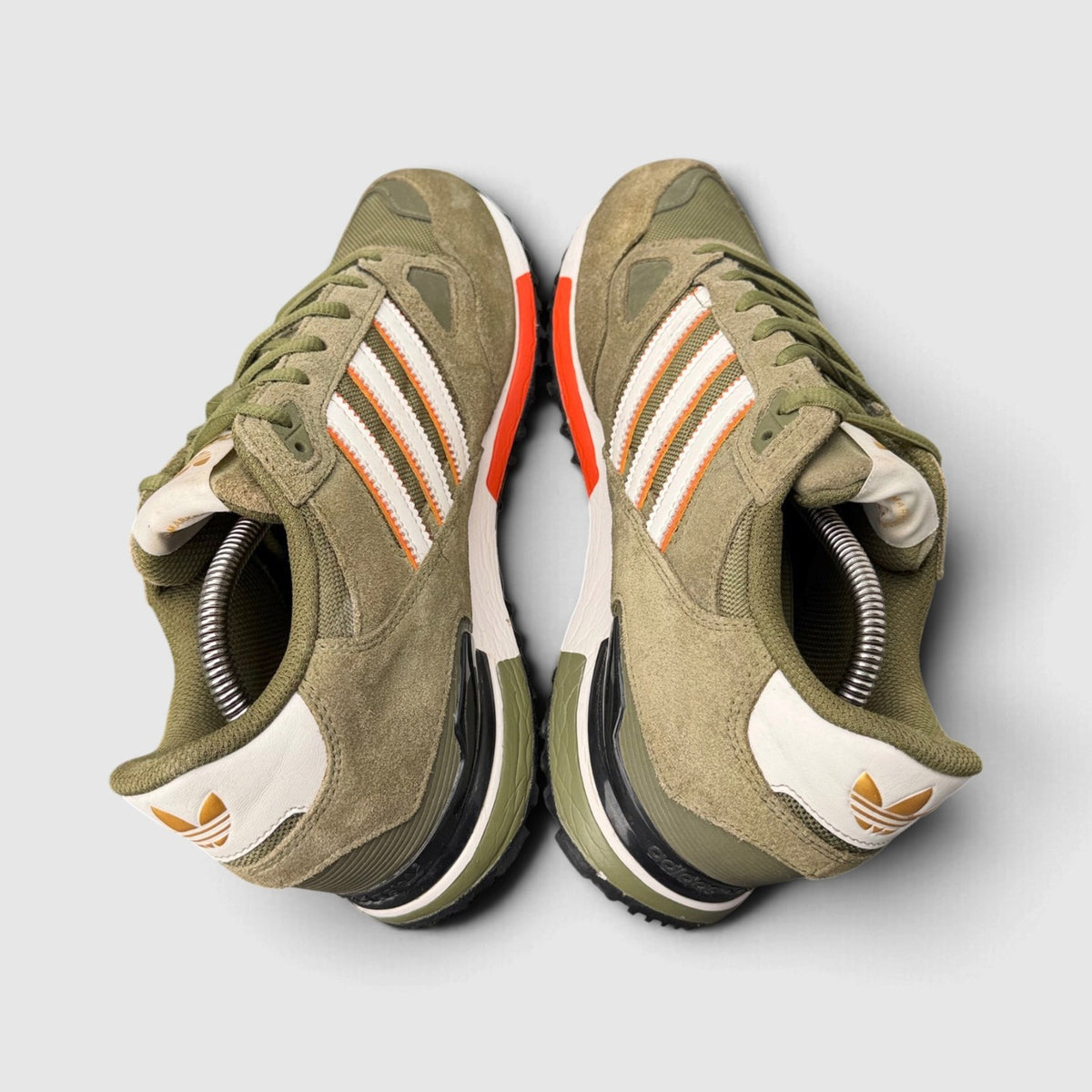 Adidas ZX 750, buty sportowe męskie w bardzo dobrym stanie rozmiar 42, widok z góry