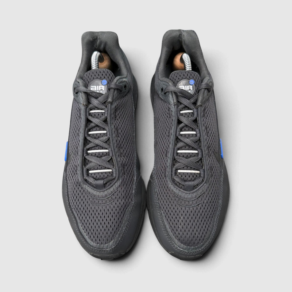 Nike Air Max Alpha Trainer 6 Black/White, buty sportowe męskie w bardzo dobrym stanie rozmiar 43, widok z góry