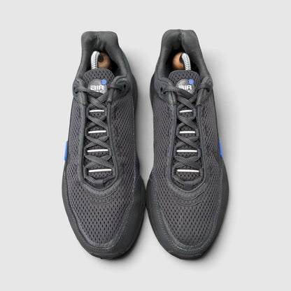 Nike Air Max Alpha Trainer 6 Black/White, buty sportowe męskie w bardzo dobrym stanie rozmiar 43, widok z góry