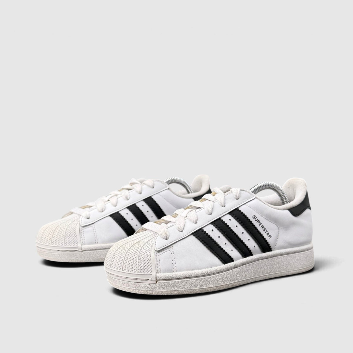 Adidas Superstar II Cloud White Black, buty sportowe damskie w bardzo dobrym stanie rozmiar 37 1/3, para butów