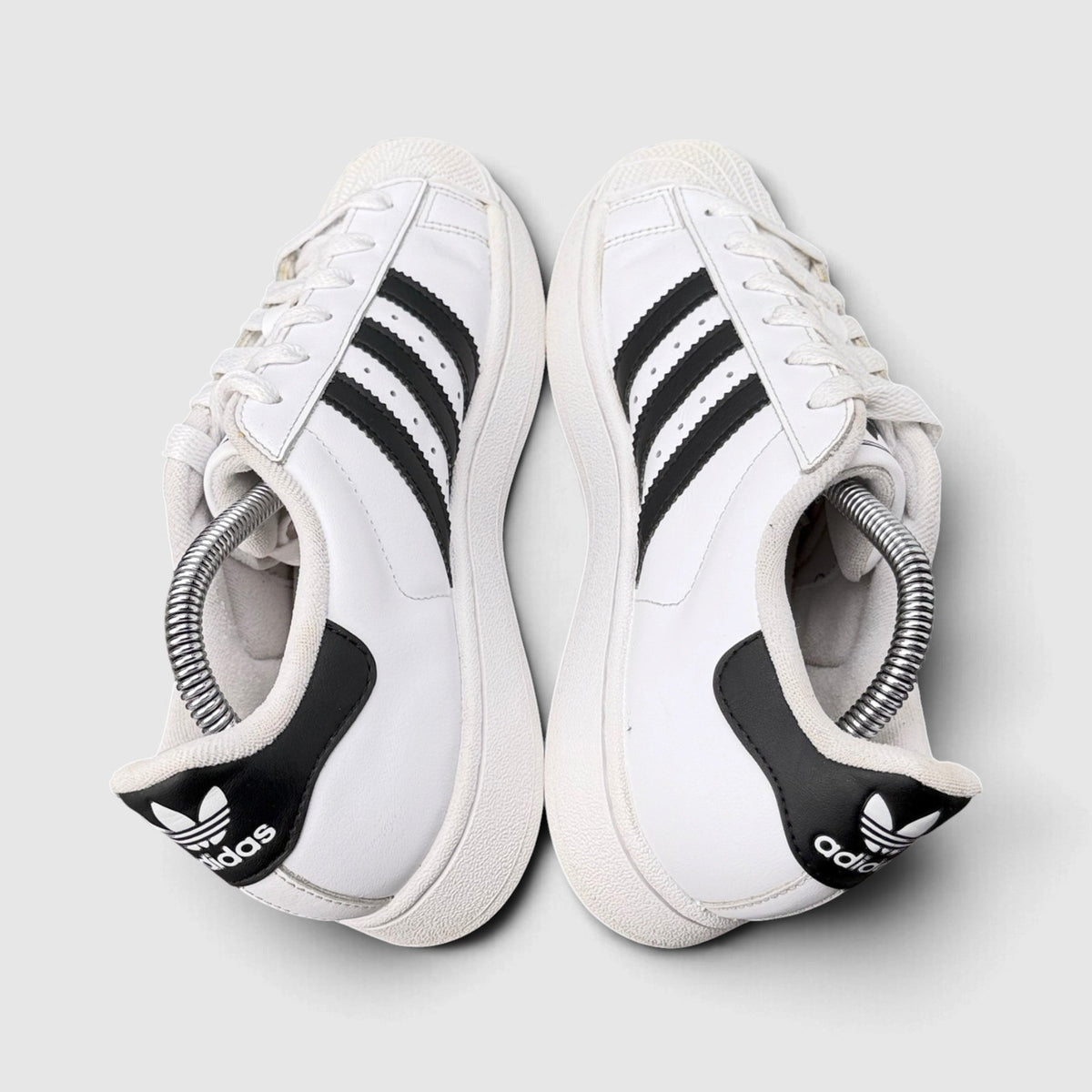 Adidas Superstar II Cloud White Black, buty sportowe damskie w bardzo dobrym stanie rozmiar 37 1/3, widok z góry