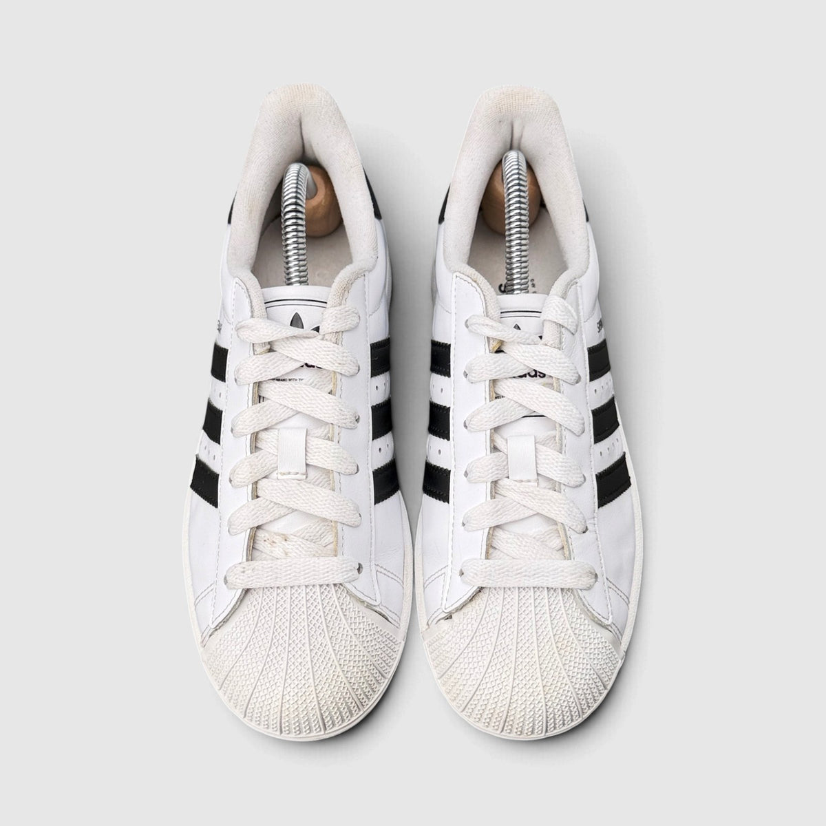 Adidas Superstar II Cloud White Black, buty sportowe damskie w bardzo dobrym stanie rozmiar 37 1/3, widok z góry