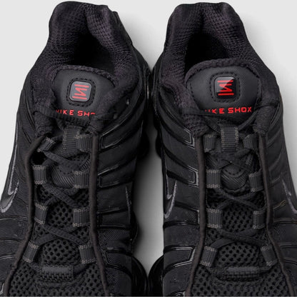 Nike Shox TL Triple Black, buty sportowe damskie w bardzo dobrym stanie rozmiar 37.5, język buta