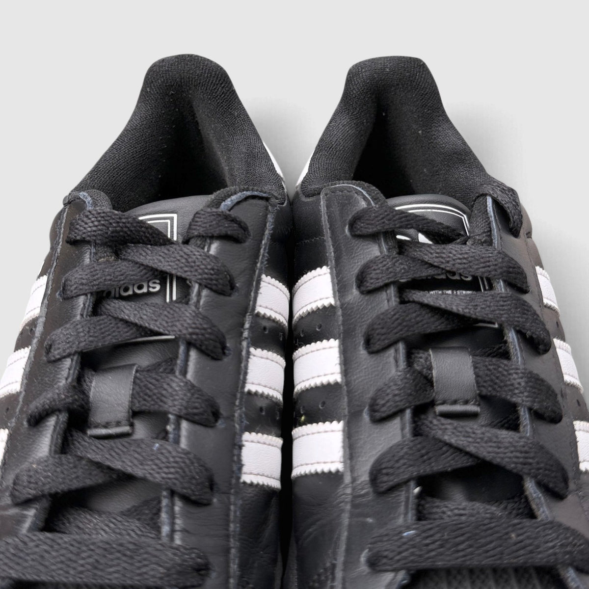 Adidas Superstar II Black White, buty sportowe damskie w bardzo dobrym stanie rozmiar 37 1/3, język buta