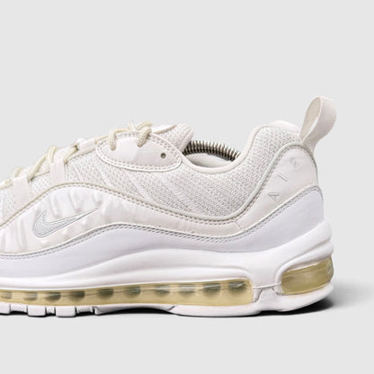 Nike Air Max 98 Triple White, buty sportowe męskie w bardzo dobrym stanie rozmiar 43, detal