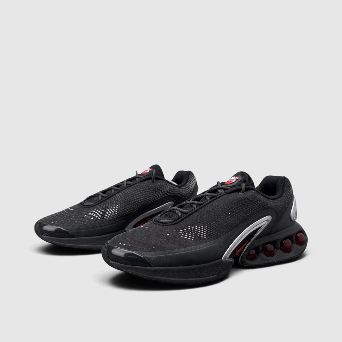 Nike Air Max Dn, buty sportowe męskie w bardzo dobrym stanie rozmiar 46, para butów