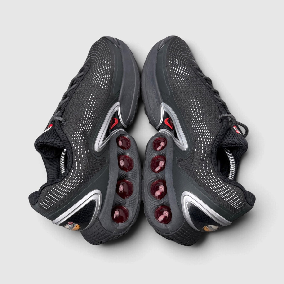 Nike Air Max Dn, buty sportowe męskie w bardzo dobrym stanie rozmiar 46, para butów