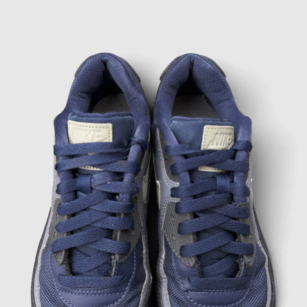 Nike Air Max 90, buty sportowe męskie w bardzo dobrym stanie rozmiar 41, widok z góry
