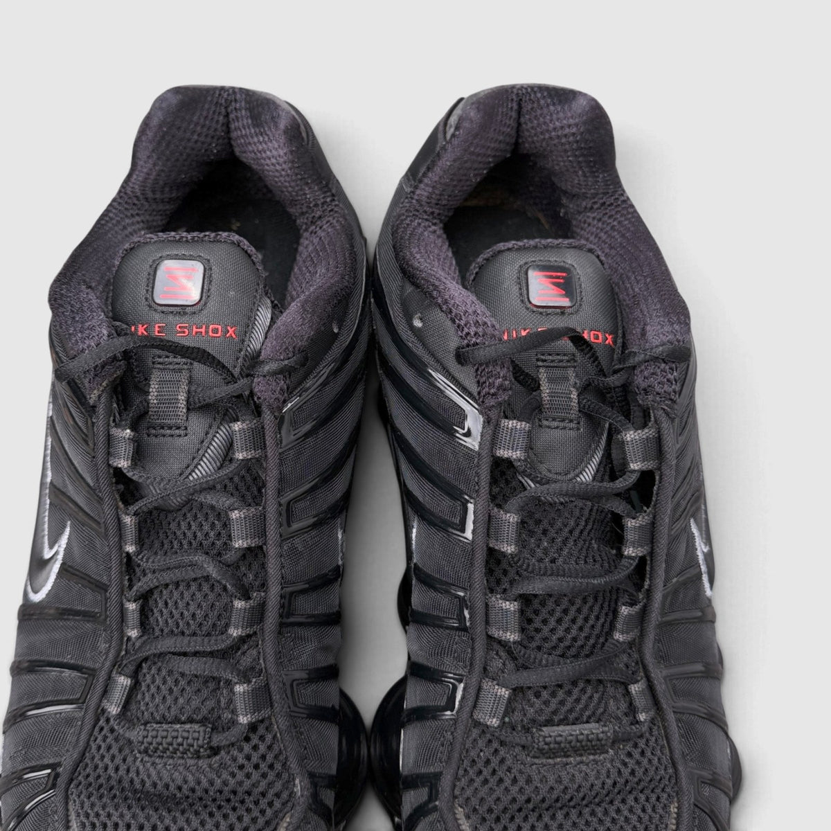 Nike Shox TL Metallic Hematite, buty sportowe męskie w bardzo dobrym stanie rozmiar 42.5, widok z góry