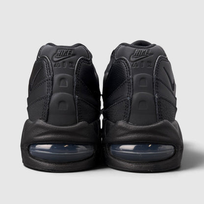 Nike Air Max 95 OG Black, buty sportowe męskie w bardzo dobrym stanie rozmiar 43, widok z tyłu