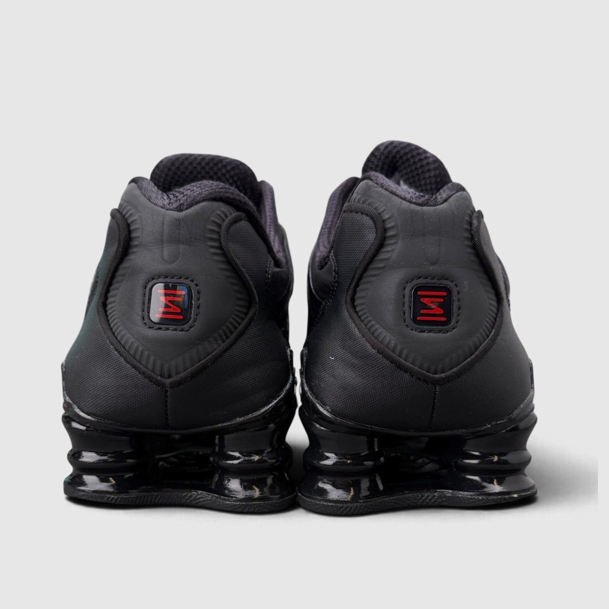 Nike Shox TL Metallic Hematite, buty sportowe męskie w bardzo dobrym stanie rozmiar 44, widok z tyłu
