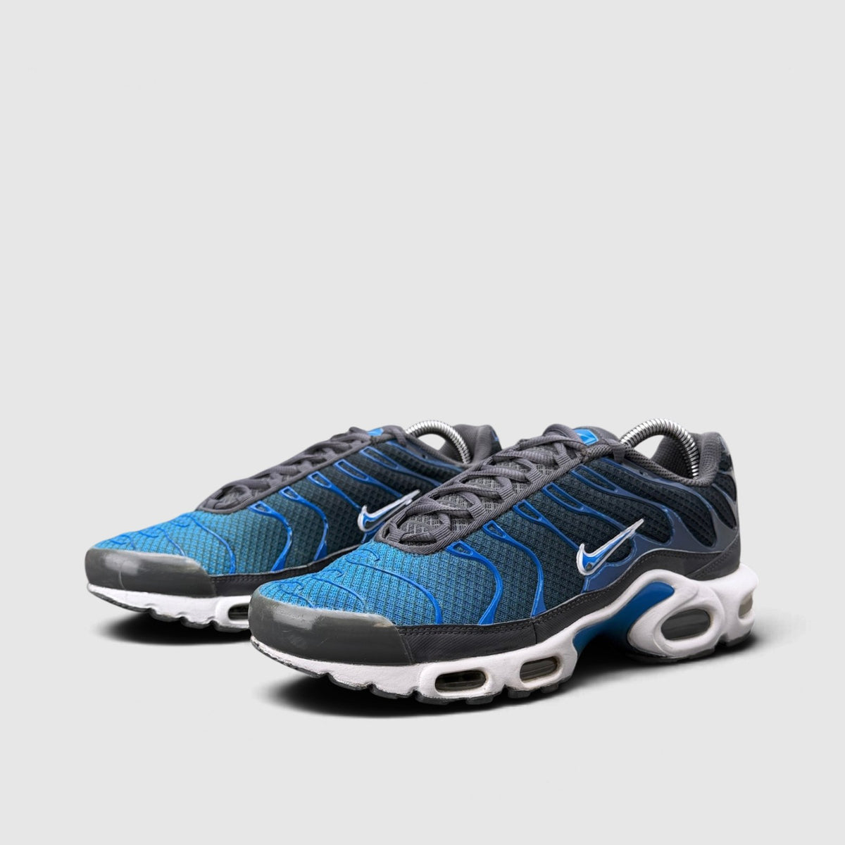 Nike Air Max Plus, buty sportowe męskie w bardzo dobrym stanie rozmiar 42, para butów