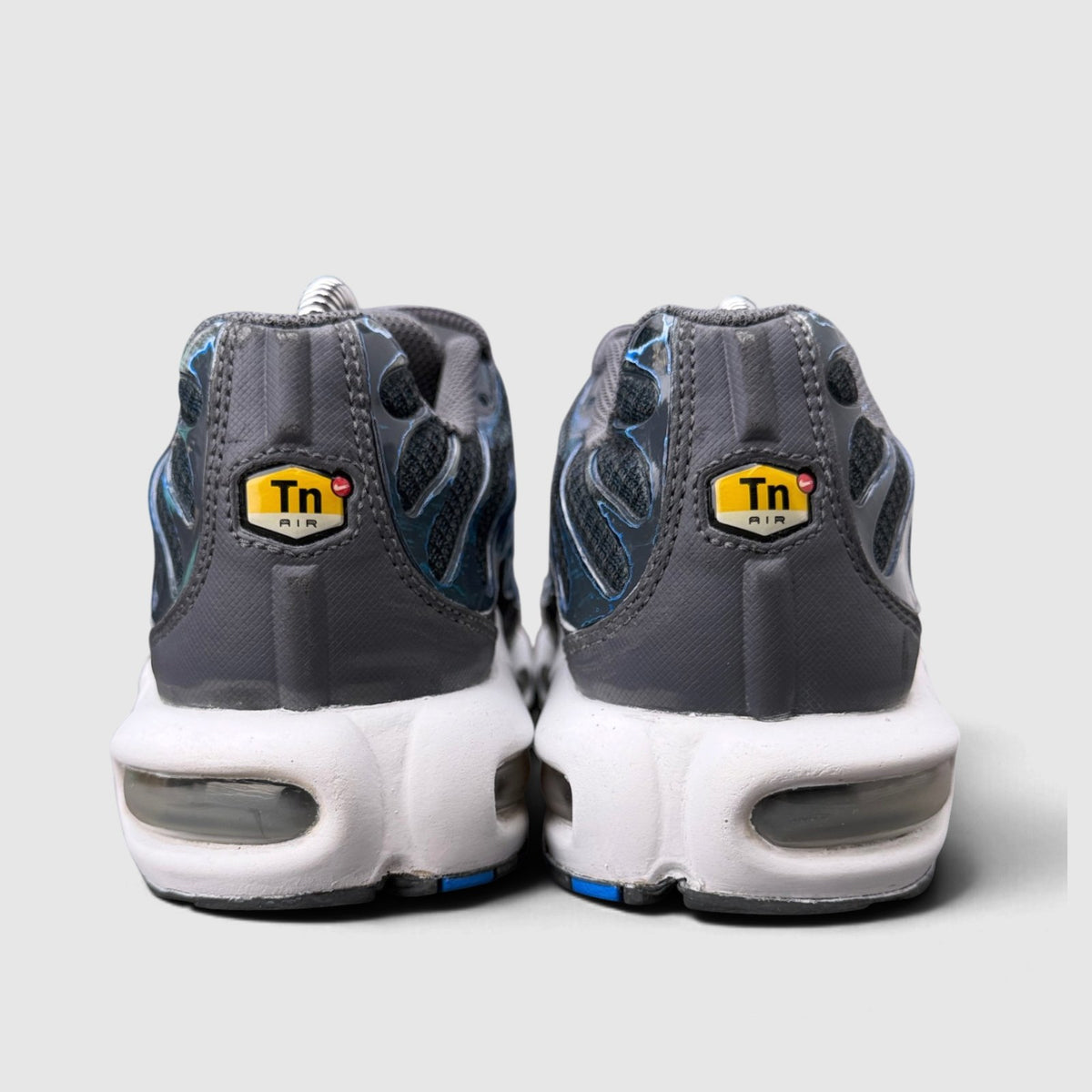 Nike Air Max Plus, buty sportowe męskie w bardzo dobrym stanie rozmiar 42, widok z tyłu