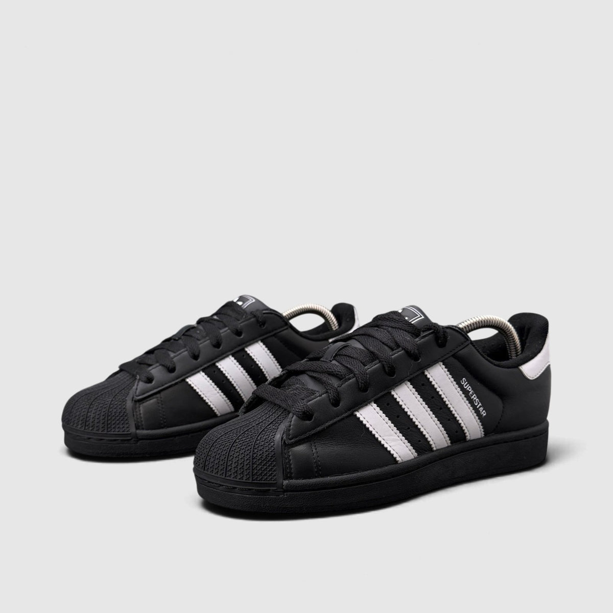 Adidas Superstar II Black White, buty sportowe damskie w bardzo dobrym stanie rozmiar 39 1/3, para butów