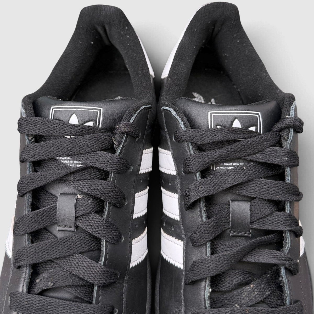 Adidas Superstar II Black White, buty sportowe damskie w bardzo dobrym stanie rozmiar 39 1/3, widok z góry