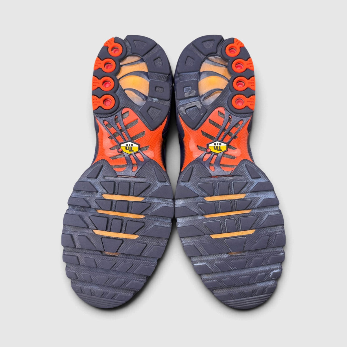 Nike Air Max Plus, buty sportowe męskie w bardzo dobrym stanie rozmiar 42.5, podeszwa