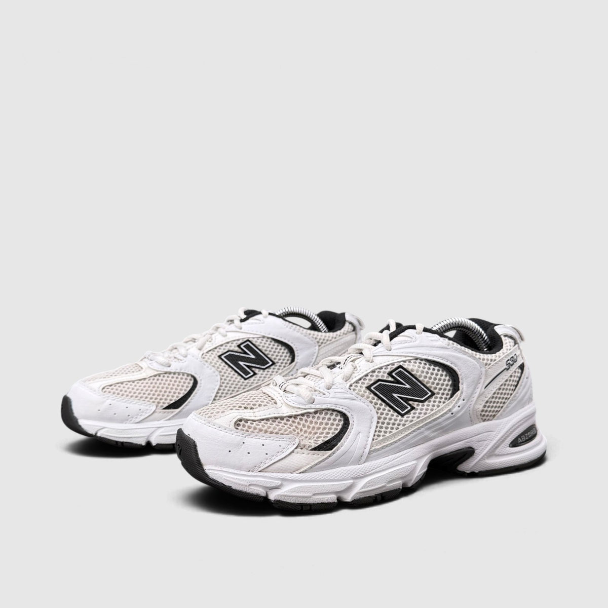 New Balance 530, buty sportowe damskie w bardzo dobrym stanie rozmiar 38.5, para butów