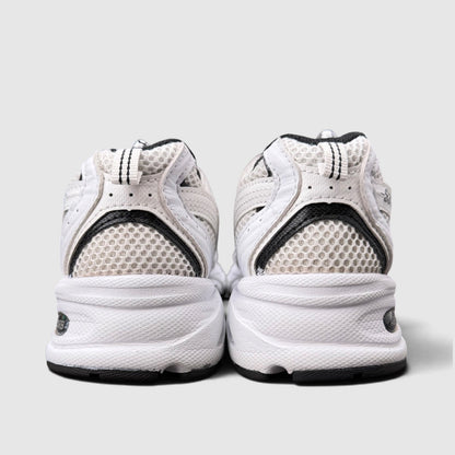 New Balance 530, buty sportowe damskie w bardzo dobrym stanie rozmiar 38.5, widok z tyłu