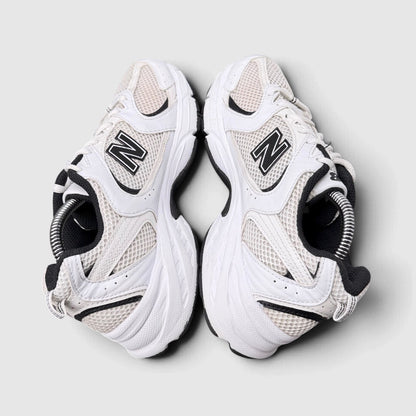 New Balance 530, buty sportowe damskie w bardzo dobrym stanie rozmiar 38.5, widok z góry