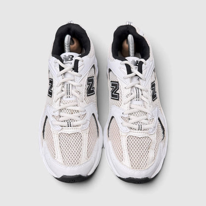 New Balance 530, buty sportowe damskie w bardzo dobrym stanie rozmiar 38.5, widok z przodu