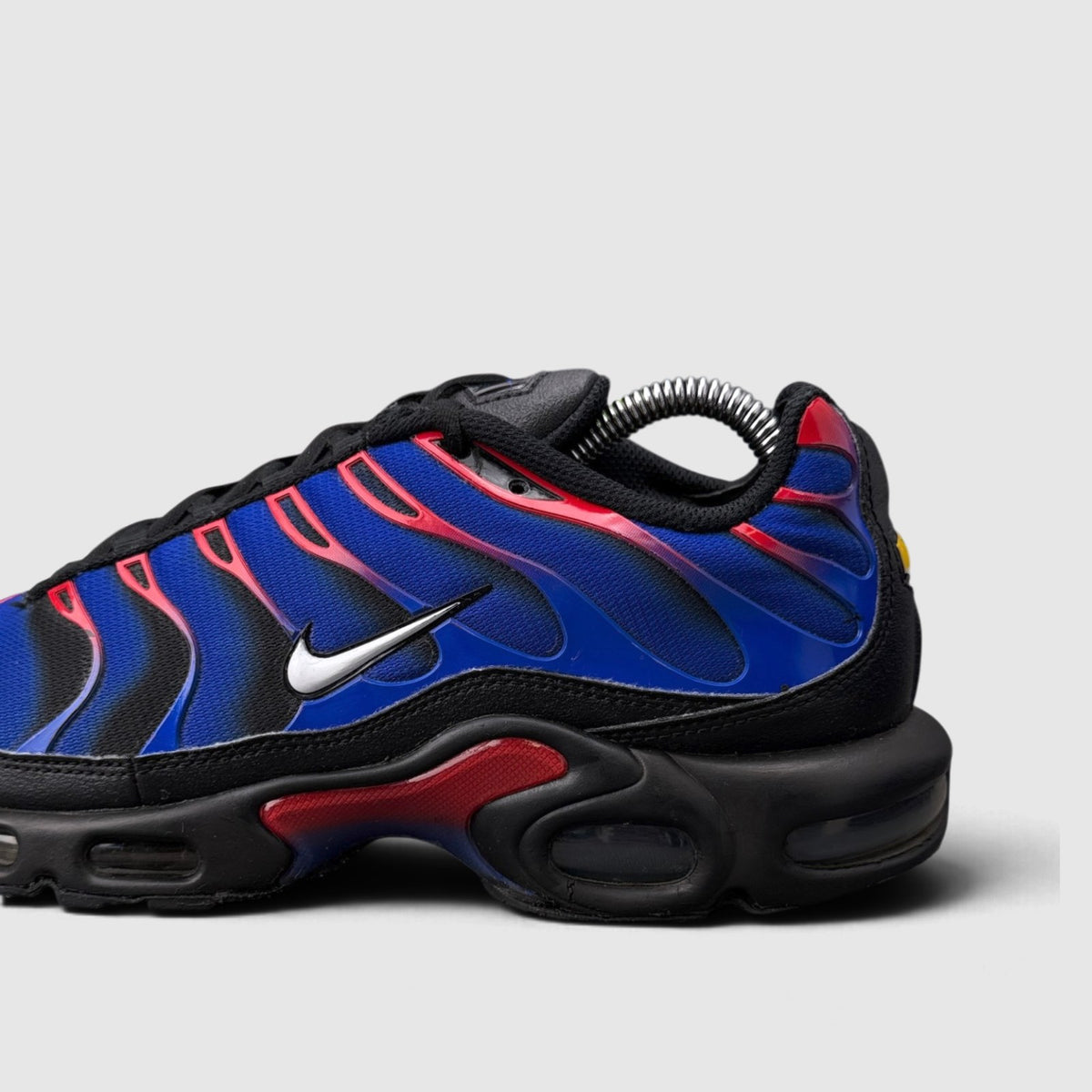 Nike Air Max Plus Spider-Man, buty sportowe męskie w dobrym stanie rozmiar 43, detal
