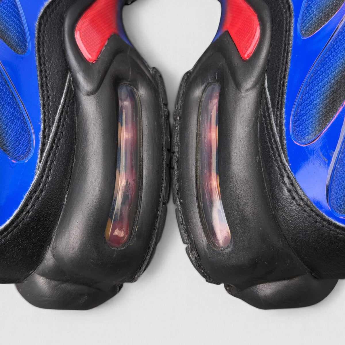 Nike Air Max Plus Spider-Man, buty sportowe męskie w dobrym stanie rozmiar 43, detal