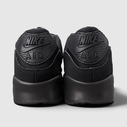 Nike Air Max 90 Triple Black, buty sportowe męskie w bardzo dobrym stanie rozmiar 46, widok z tyłu