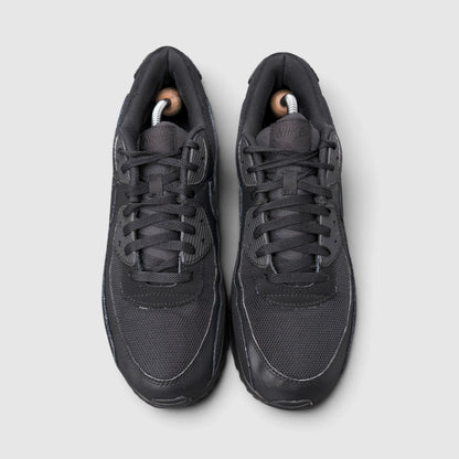 Nike Air Max 90 Triple Black, buty sportowe męskie w bardzo dobrym stanie rozmiar 46, widok z góry