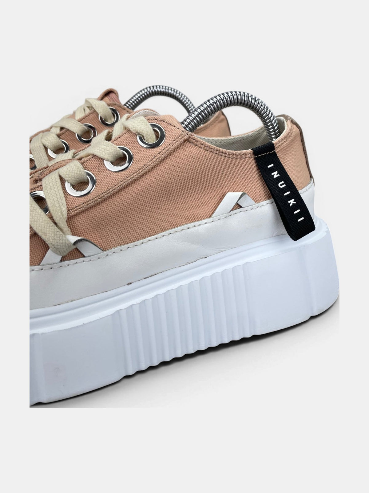 Inuikii Matilda Canvas Low rozmiar 38