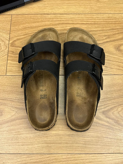 Birkenstock Arizona — klapki damskie w bardzo dobrym stanie rozmiar 39, widok z boku